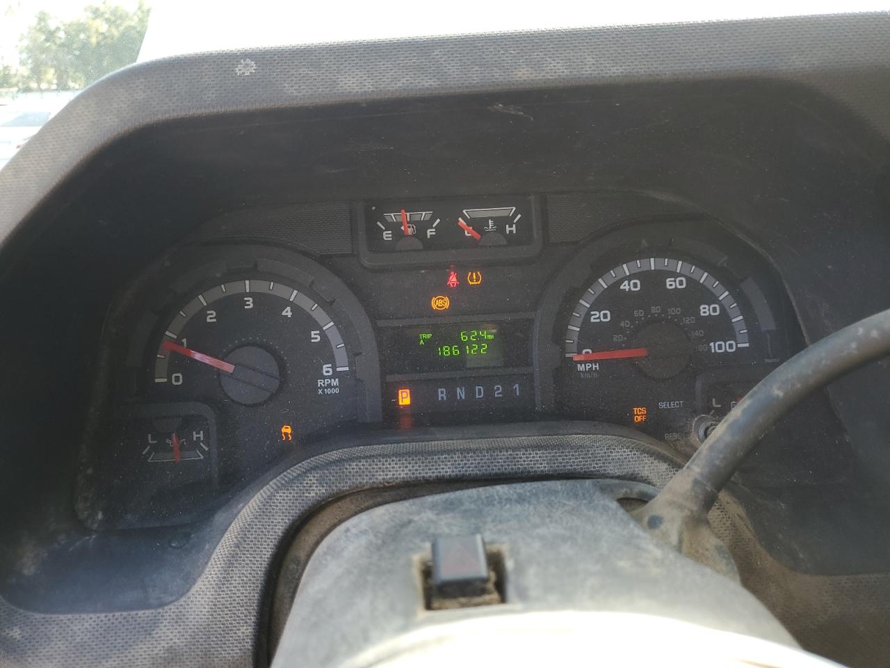 Ford Econoline E150 Van Image 6