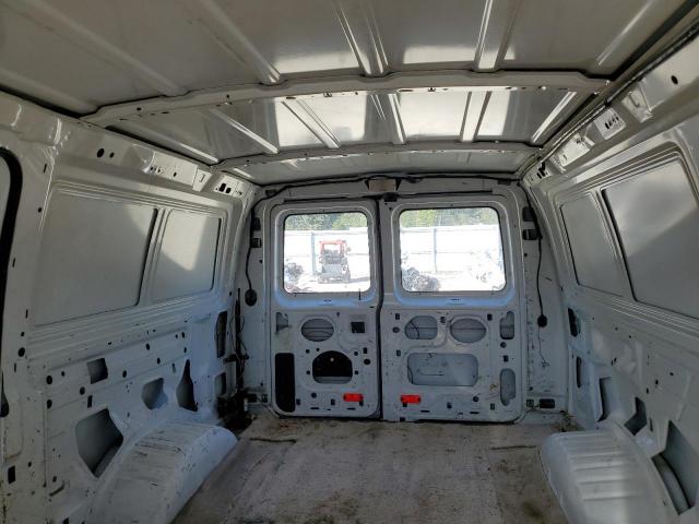 Ford Econoline E150 Van Image 14