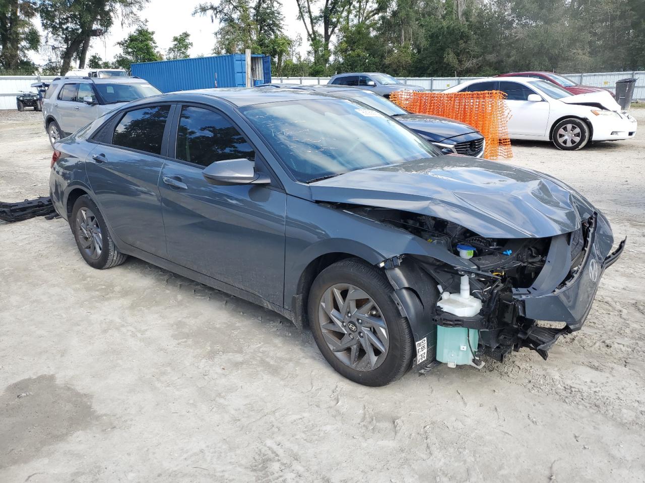 Hyundai ELANTRA Sel Image 5