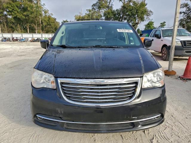 Chrysler Minivan Touring Image 7