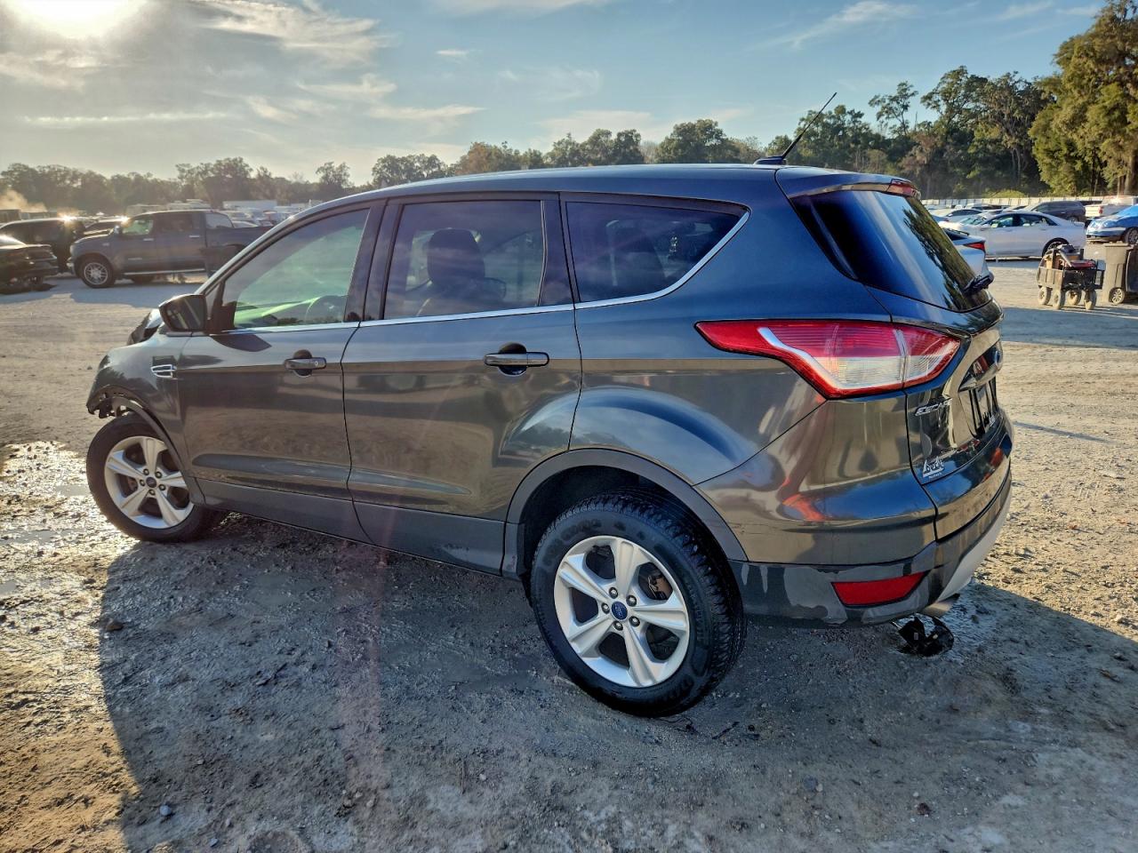 Ford Escape Se Image 9