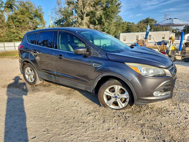 Ford Escape Se Image 3