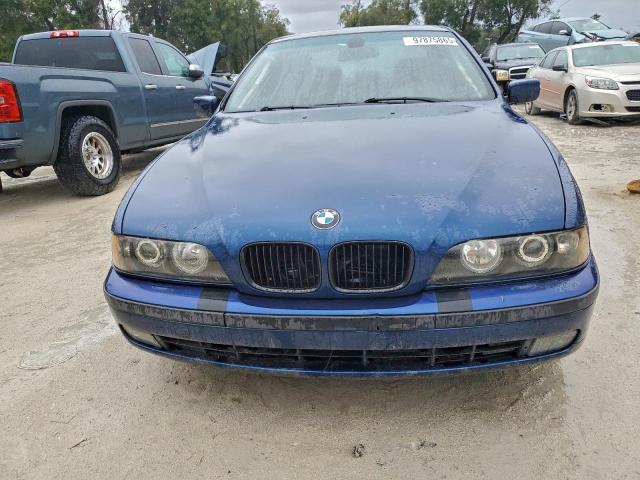 BMW 5 Series I Image 3