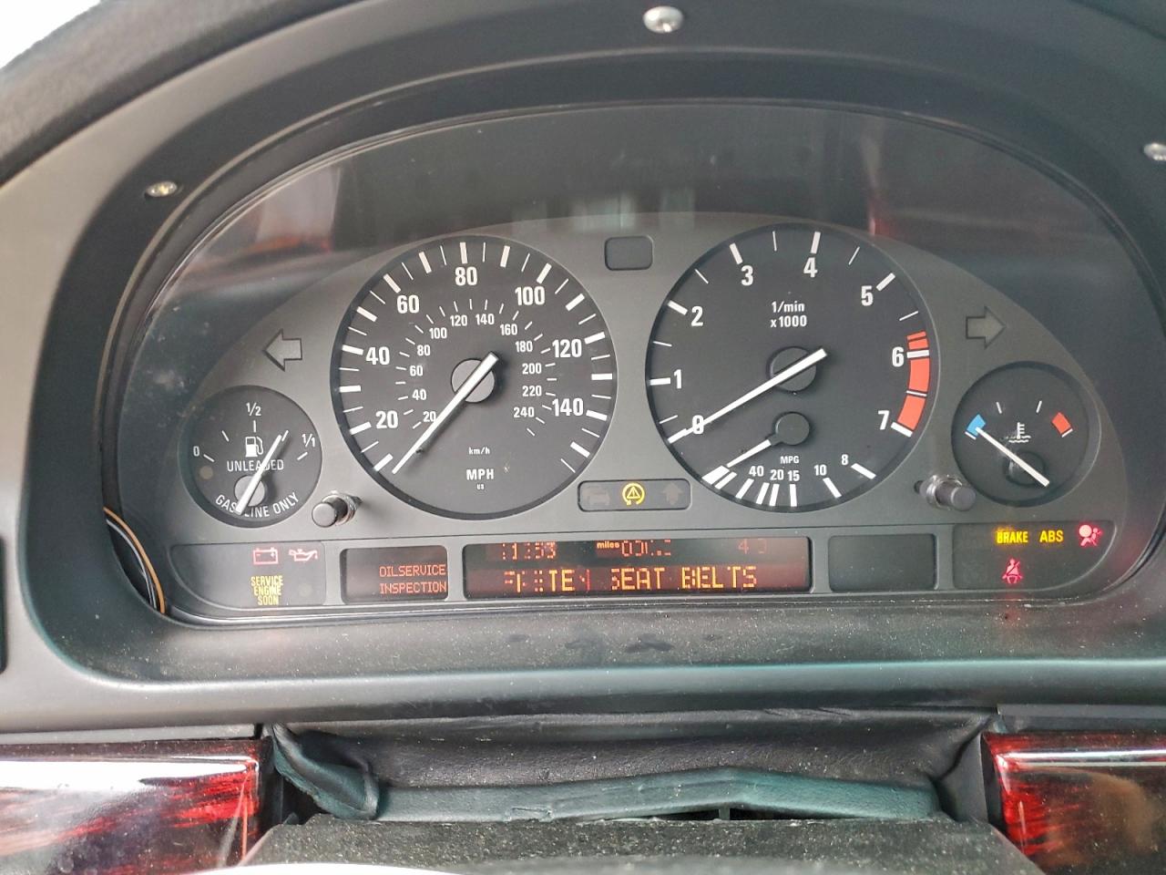 BMW 5 Series I Image 6