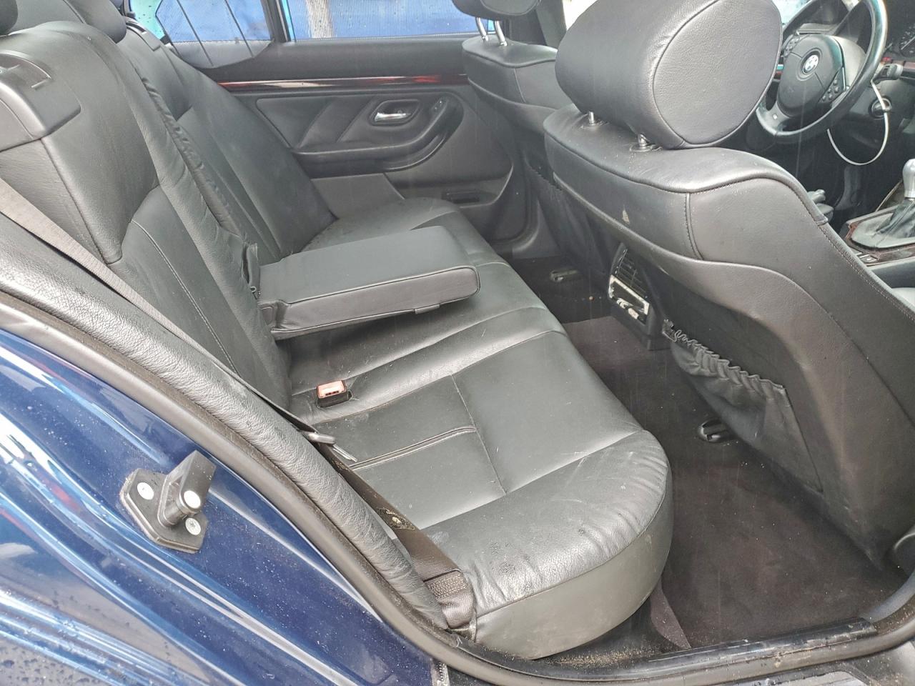 BMW 5 Series I Image 2