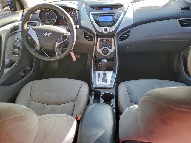 Hyundai ELANTRA Gls Image 3