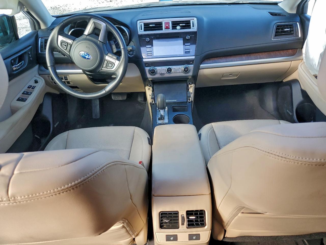 Subaru Outback 2.5i Limited Image 5