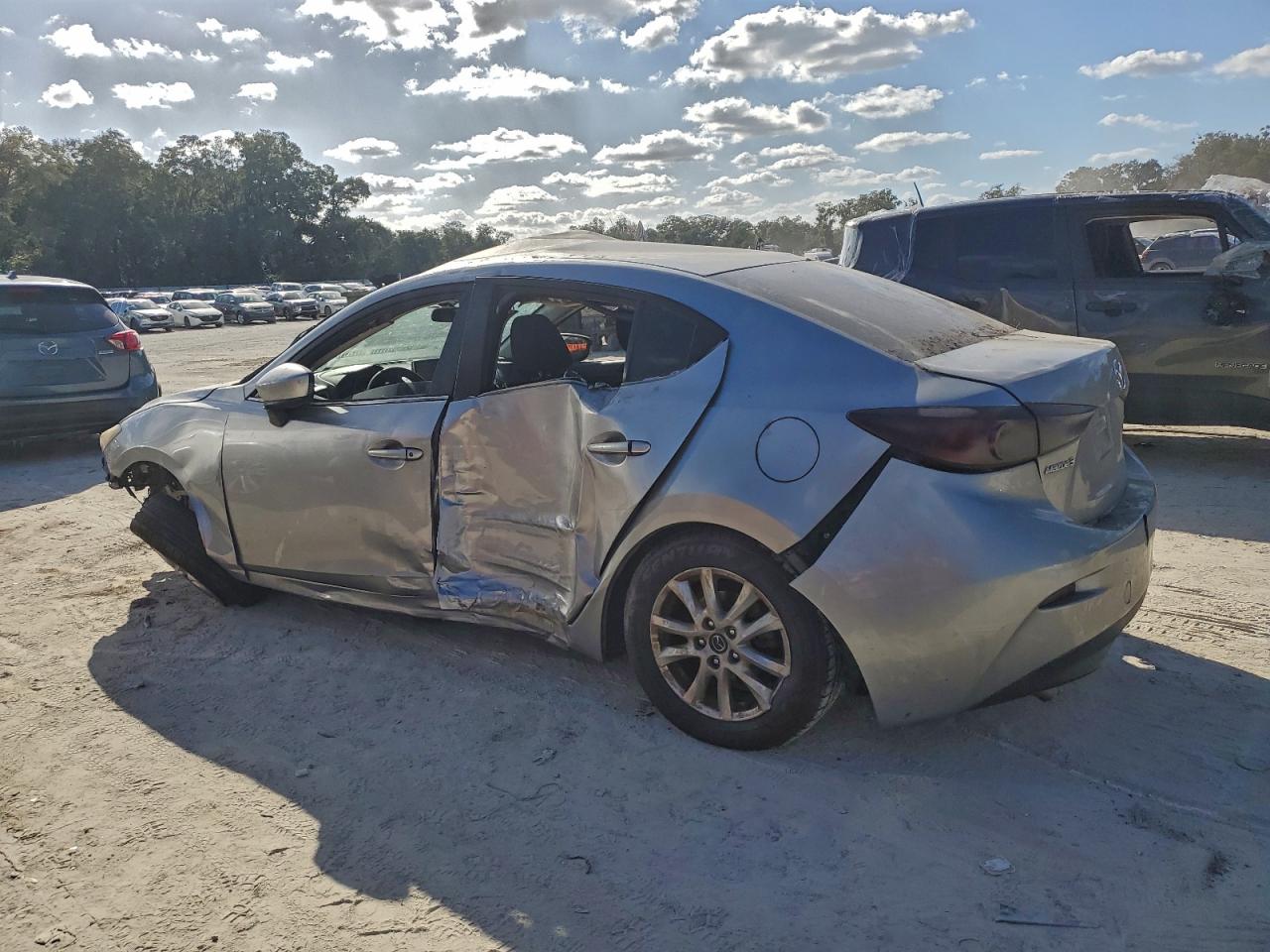 Mazda 3 Sport Image 10