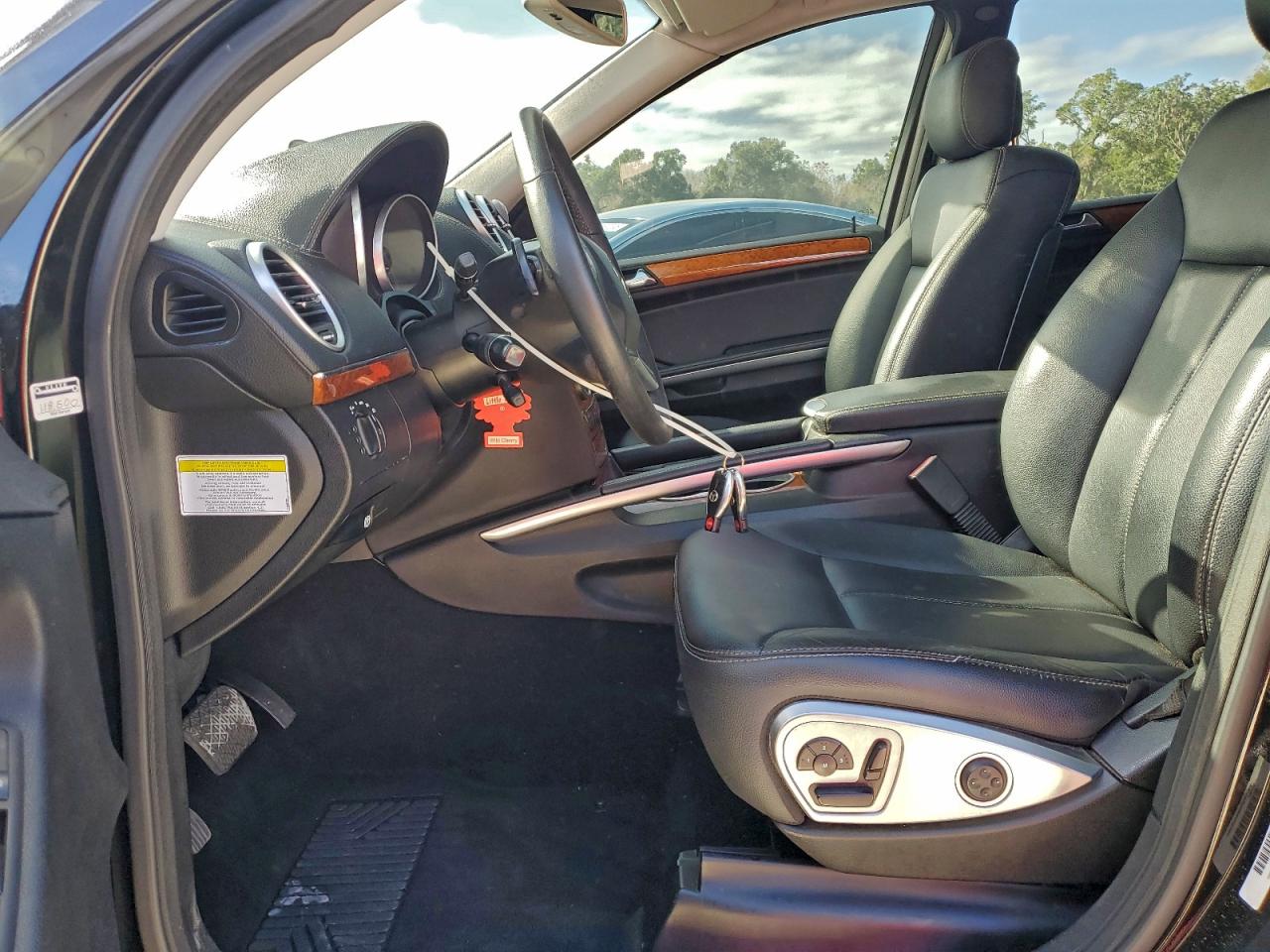 Mercedes-Benz G-Class 450 4matic Image 7