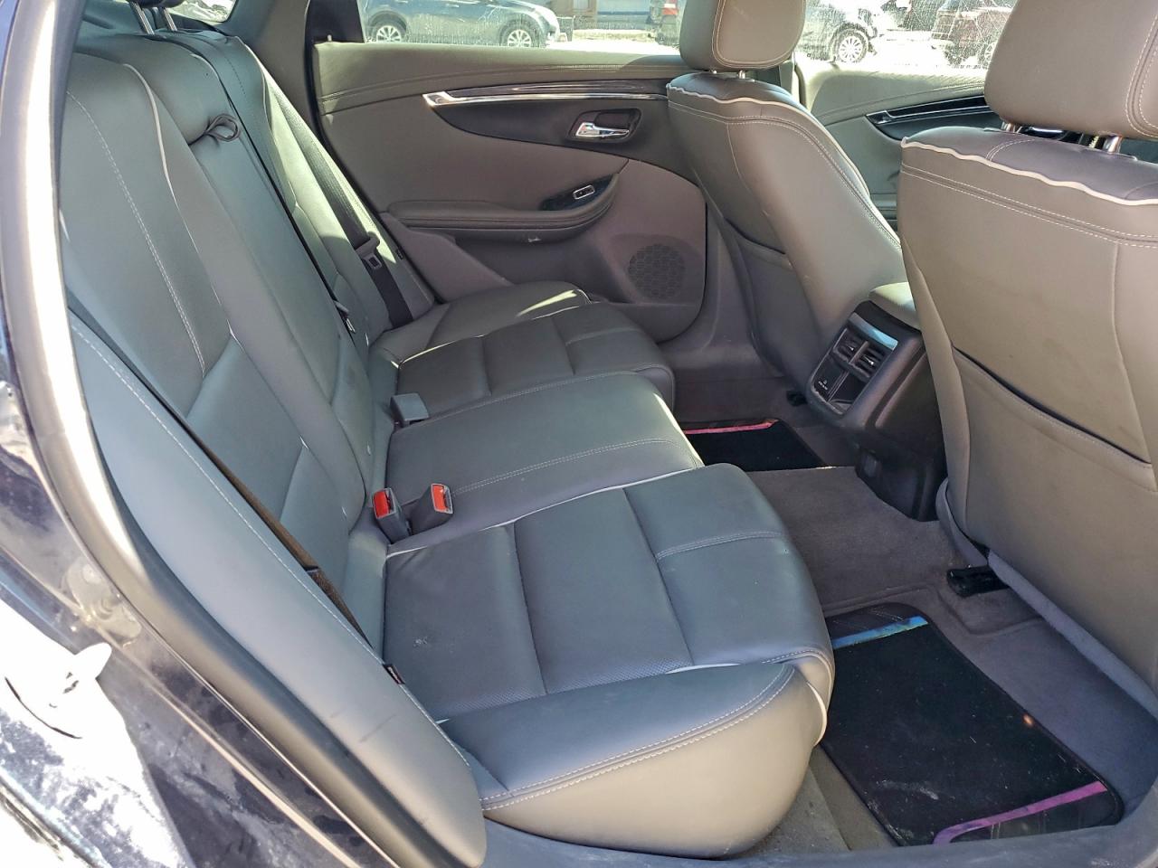 Chevrolet Impala Premier Image 12