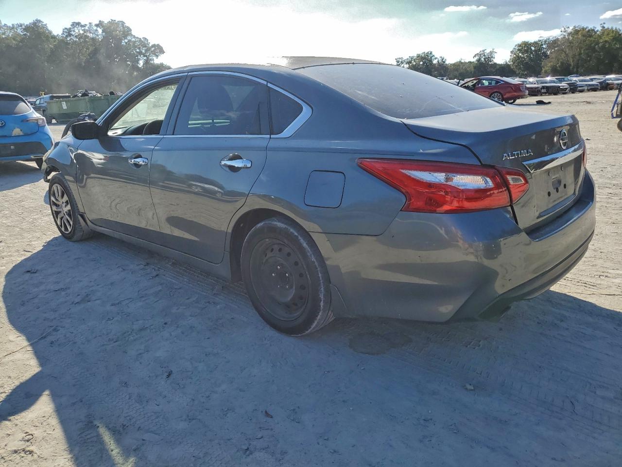 Nissan Altima 2.5 Image 12