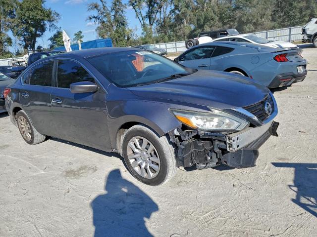 Nissan Altima 2.5 Image 10