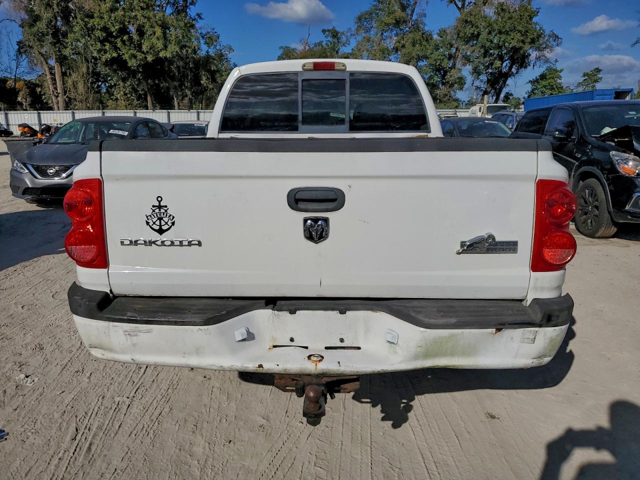 Dodge Dakota Sxt Image 11