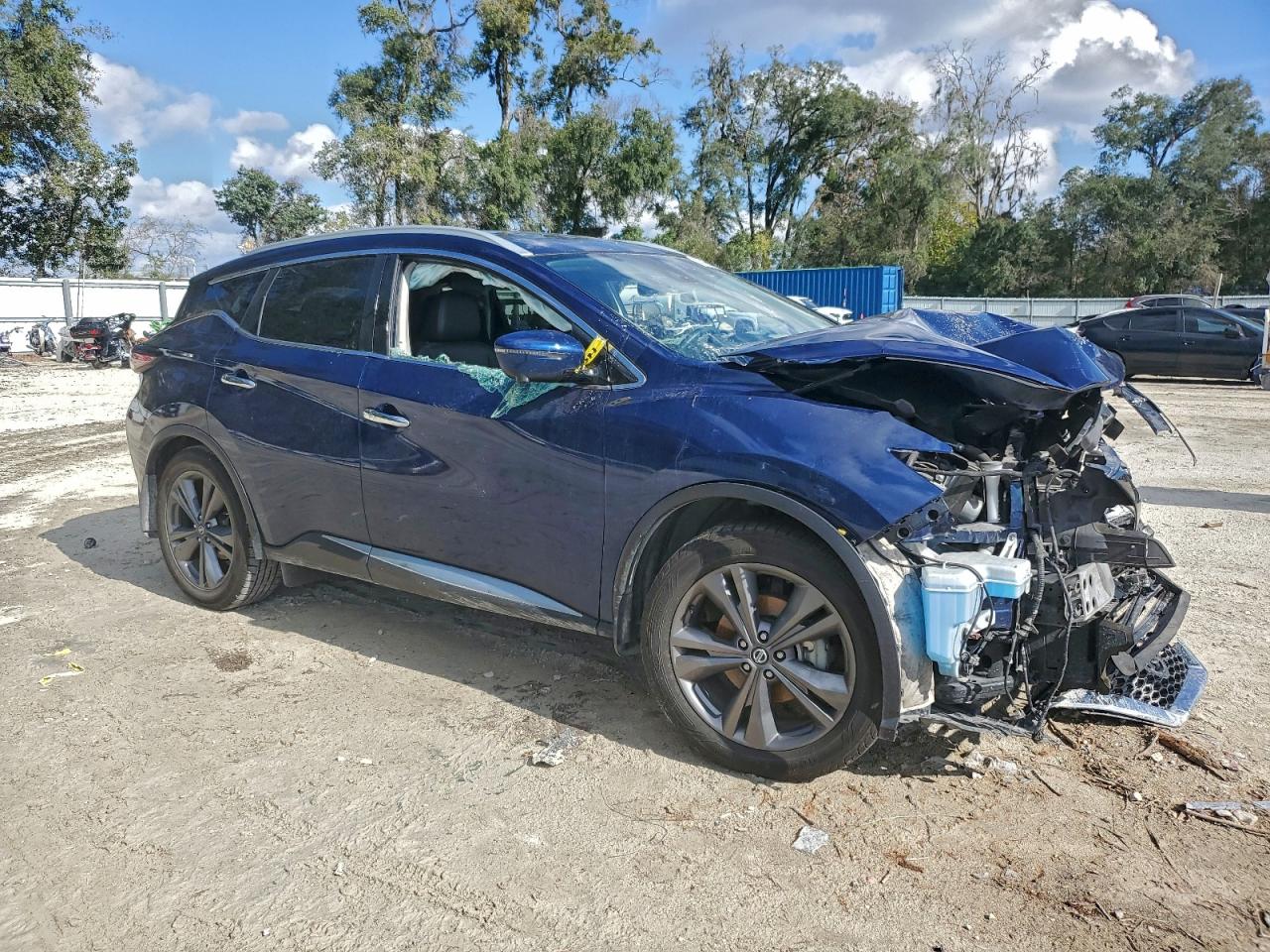 Nissan Murano Platinum Image 9