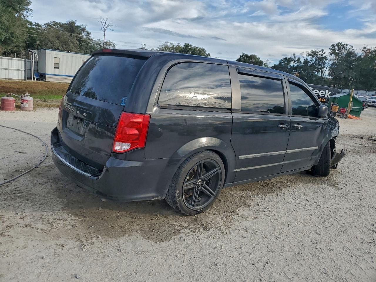 Dodge Caravan Se Image 9