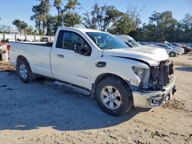 Nissan Titan S Image 2