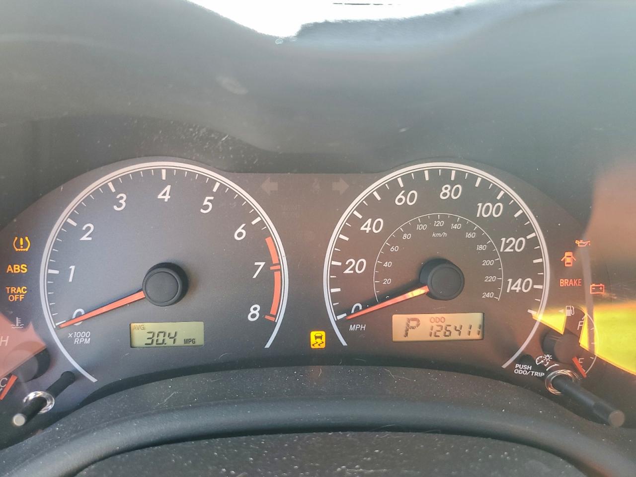 Toyota Corolla Base Image 12