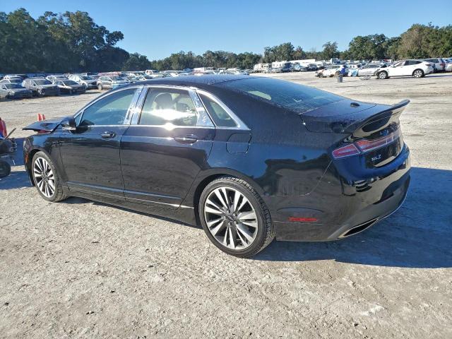 Lincoln MKZ Select Image 2