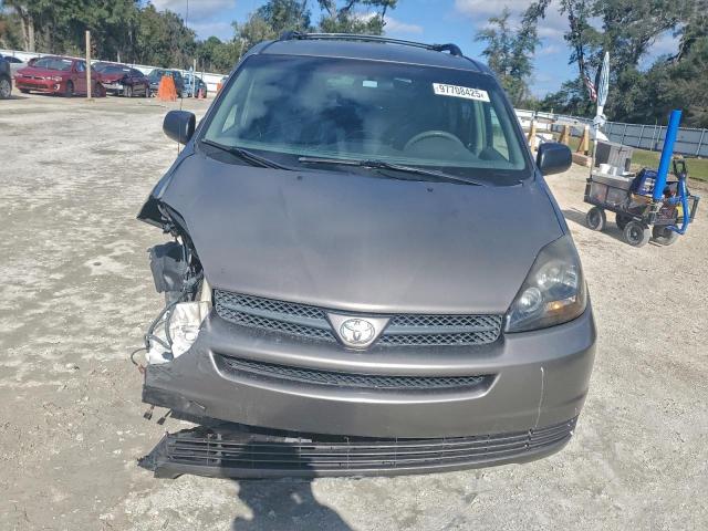 Toyota Sienna Ce Image 5