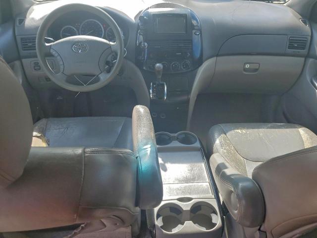 Toyota Sienna Ce Image 8