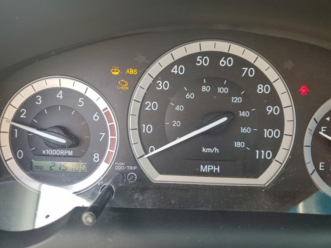 Toyota Sienna Ce Image 10