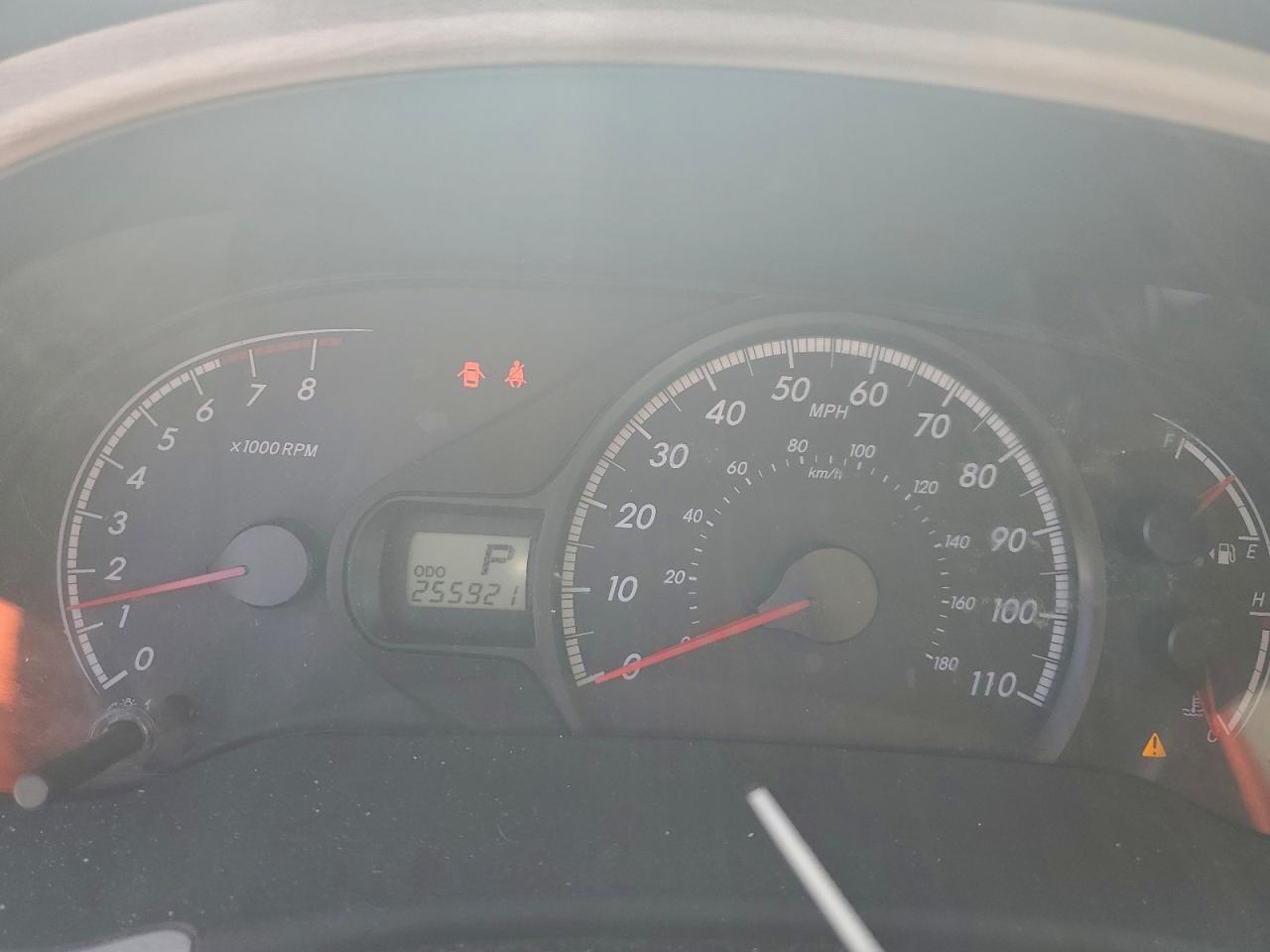 Toyota Sienna Le Image 8