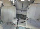 Toyota Sienna Le Image 11