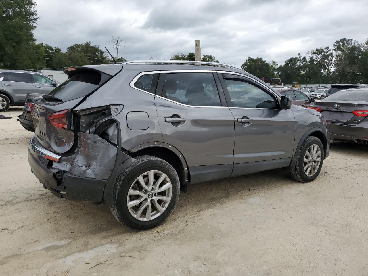 Nissan Rogue S Image 10