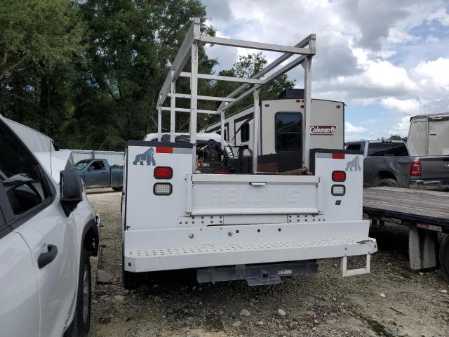 Ford F-450 Super Duty Image 2