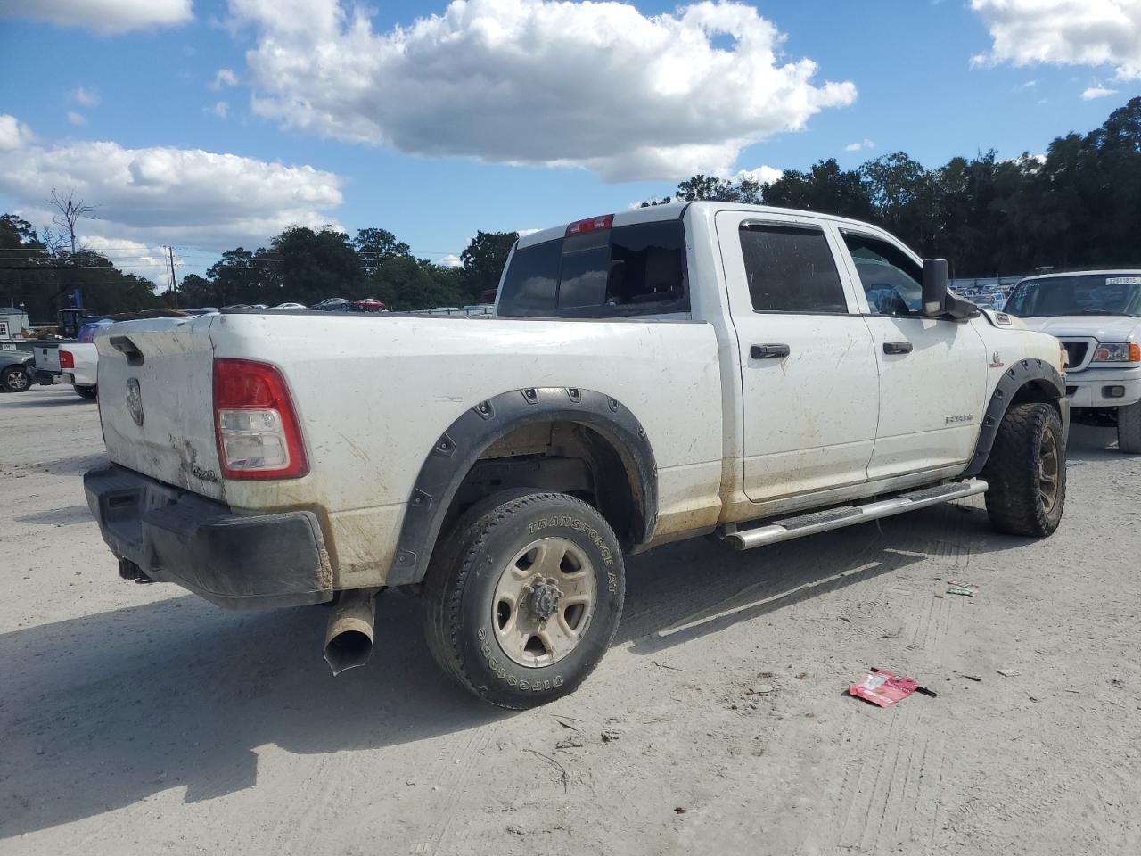 Ram 2500 Tradesman Image 3