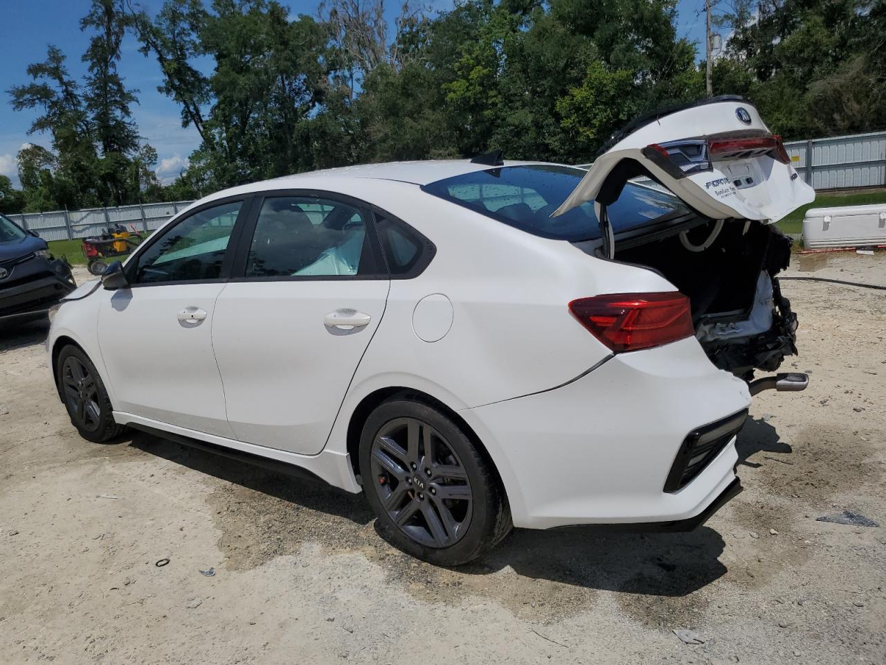 Kia Forte Gt Line Image 3