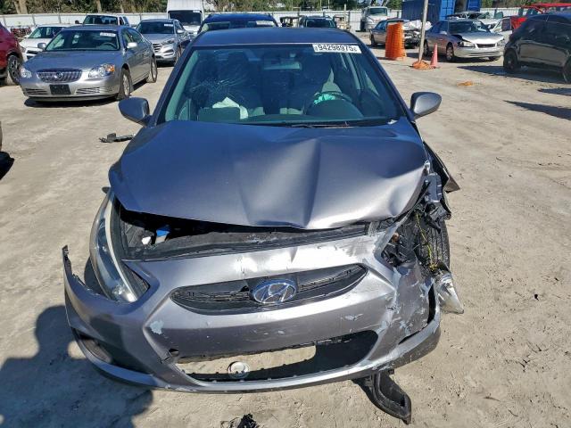 Hyundai ACCENT Se Image 3