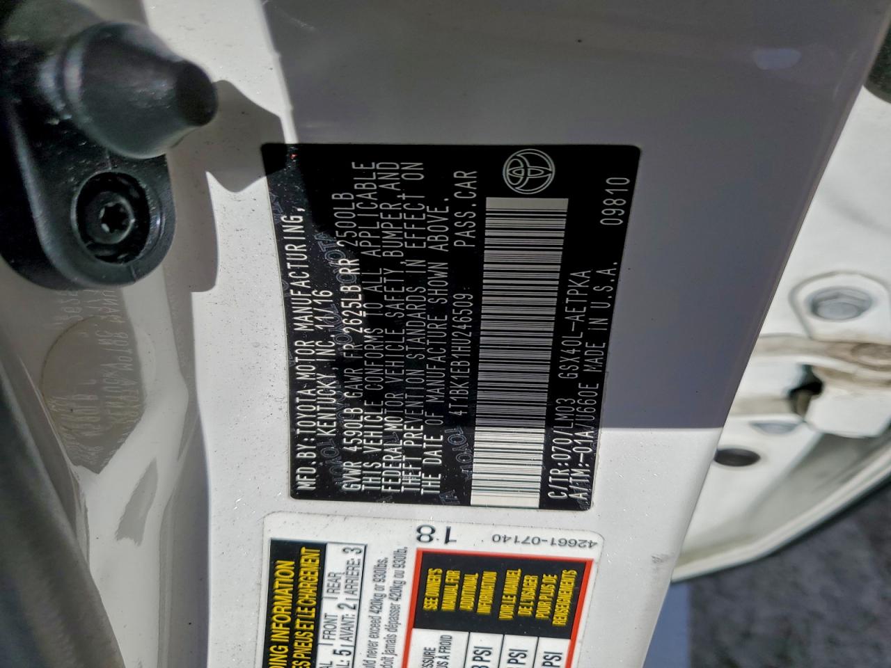 Toyota Avalon Xle Image 12