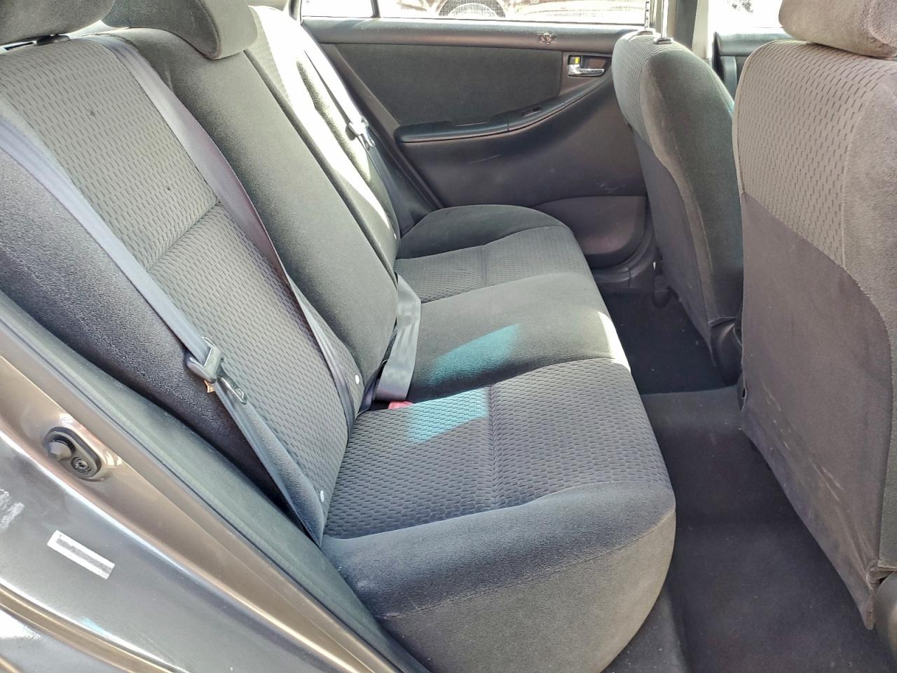 Toyota Corolla Ce Image 10