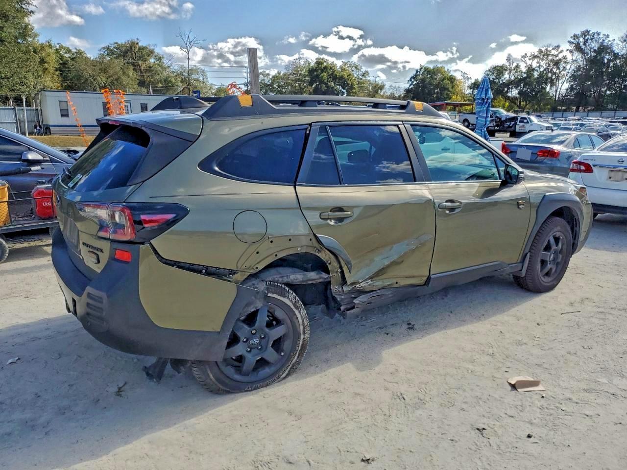 Subaru Outback Wilderness Image 5