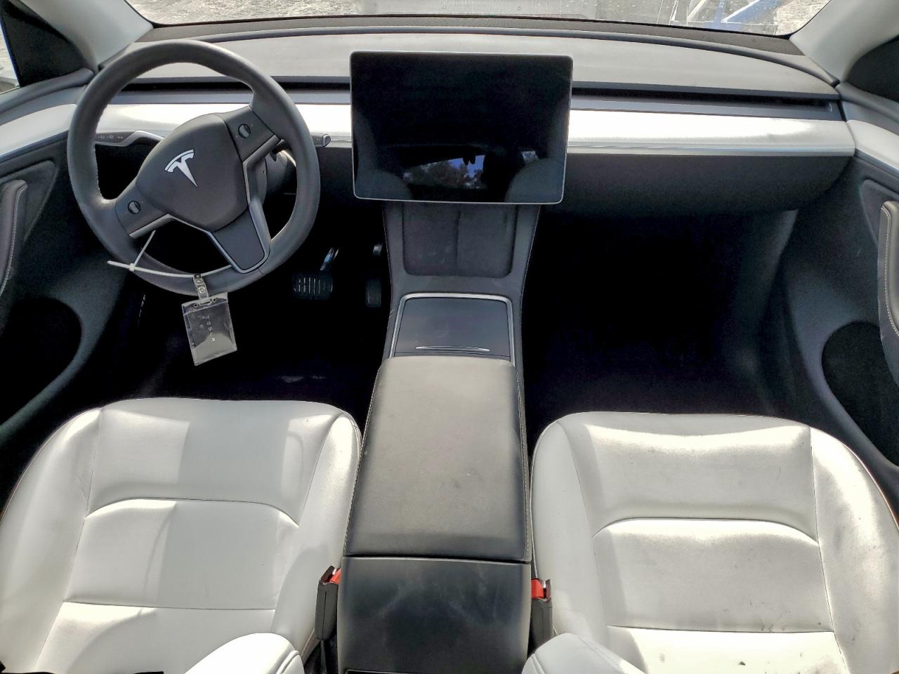 Tesla Model Y Image 5