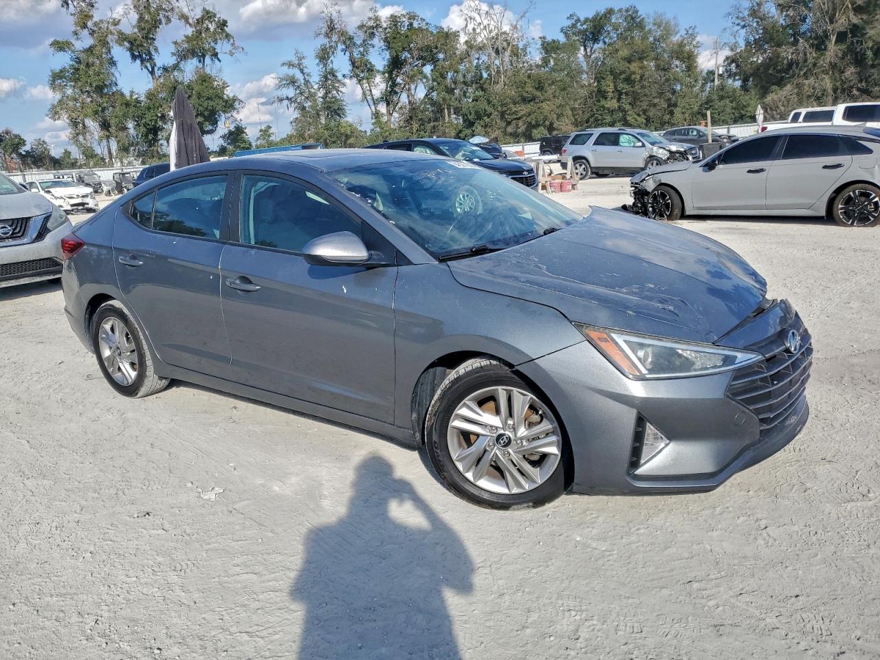 Hyundai ELANTRA Sel Image 10