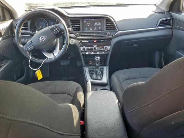 Hyundai ELANTRA Sel Image 7