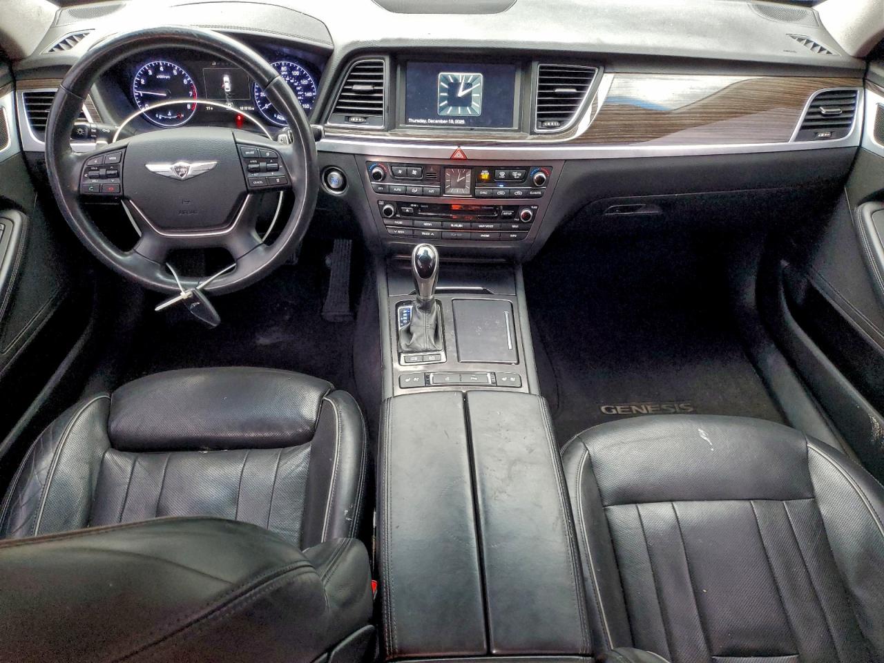 Hyundai Genesis 3.8l Image 10