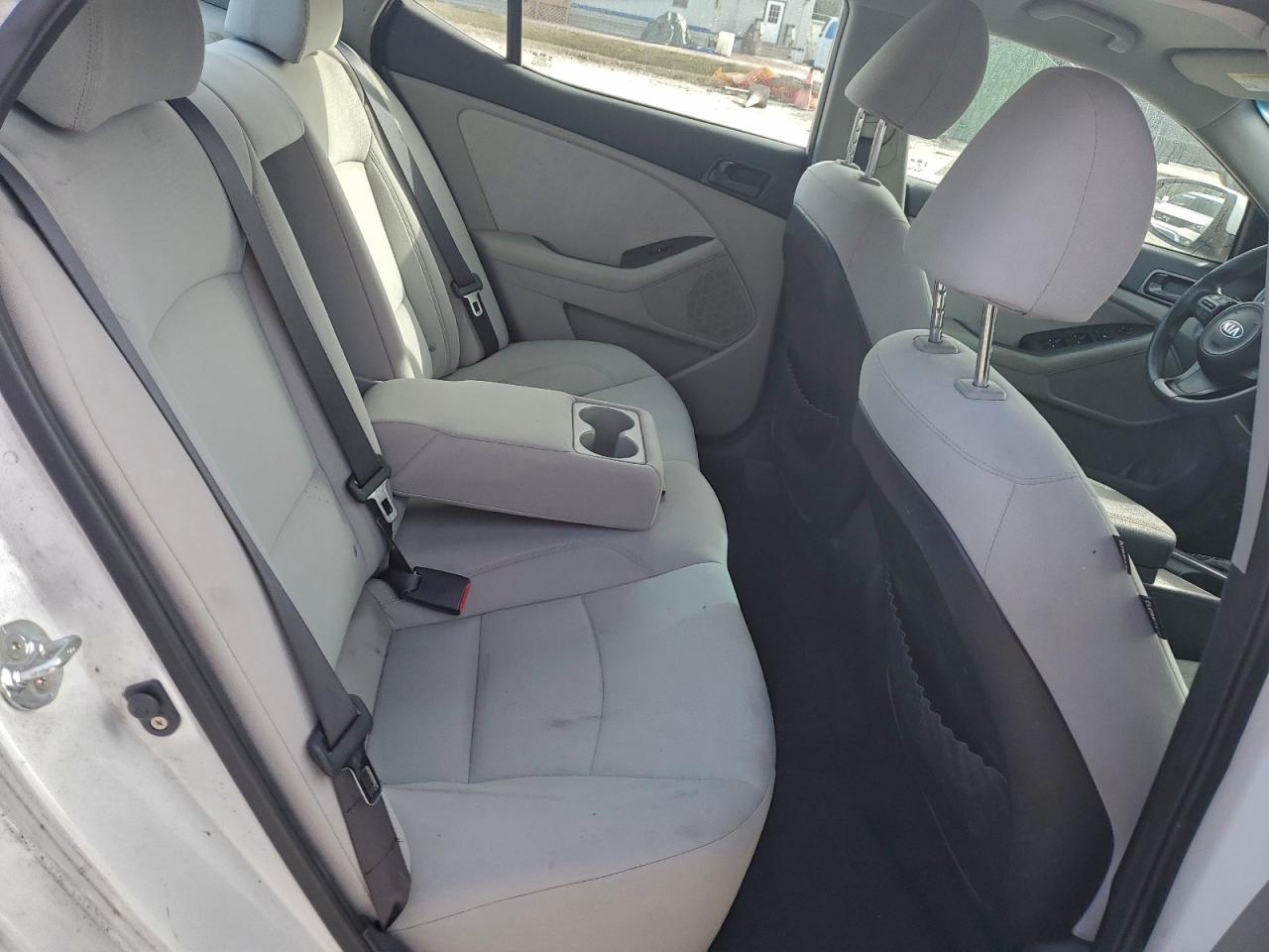 Kia Optima Lx Image 12