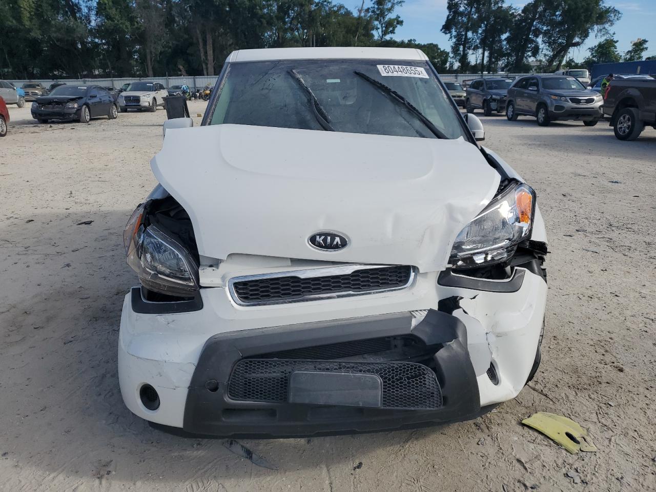 Kia Soul + Image 10
