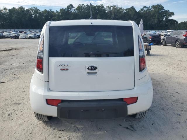 Kia Soul + Image 8