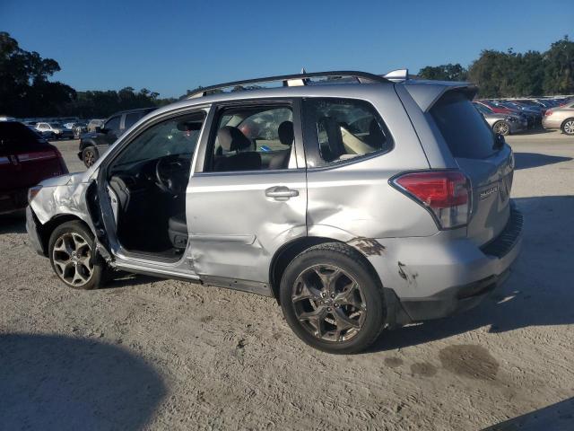 Subaru Forester 2.5i Touring Image 2