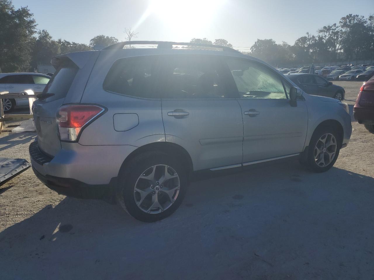 Subaru Forester 2.5i Touring Image 3