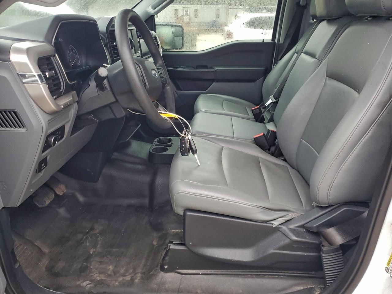 Ford F-150 Supercrew Image 3