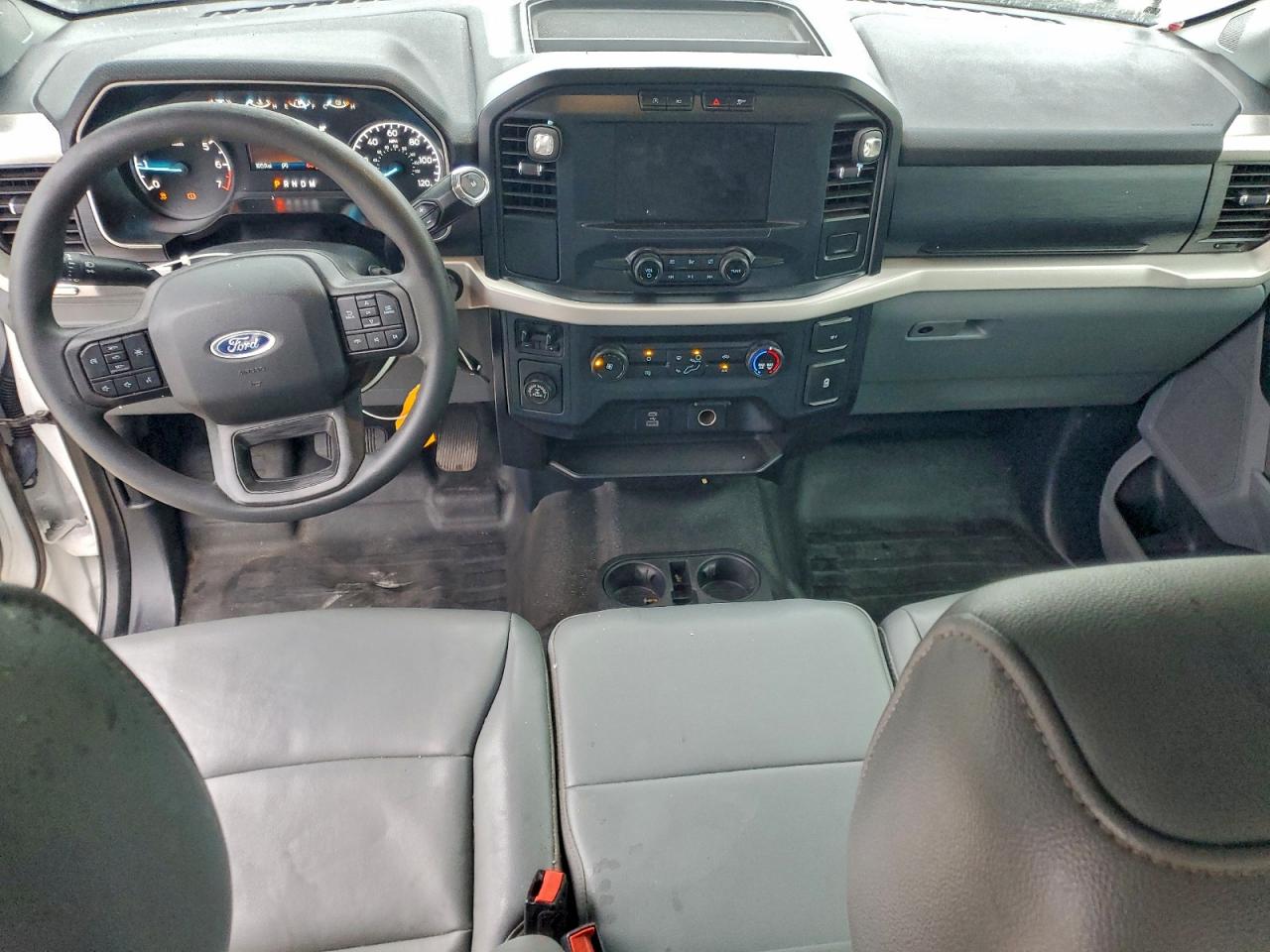 Ford F-150 Supercrew Image 8