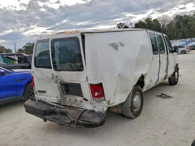 Ford Econoline E250 Van Image 7