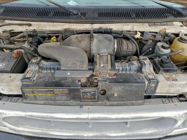 Ford Econoline E250 Van Image 9