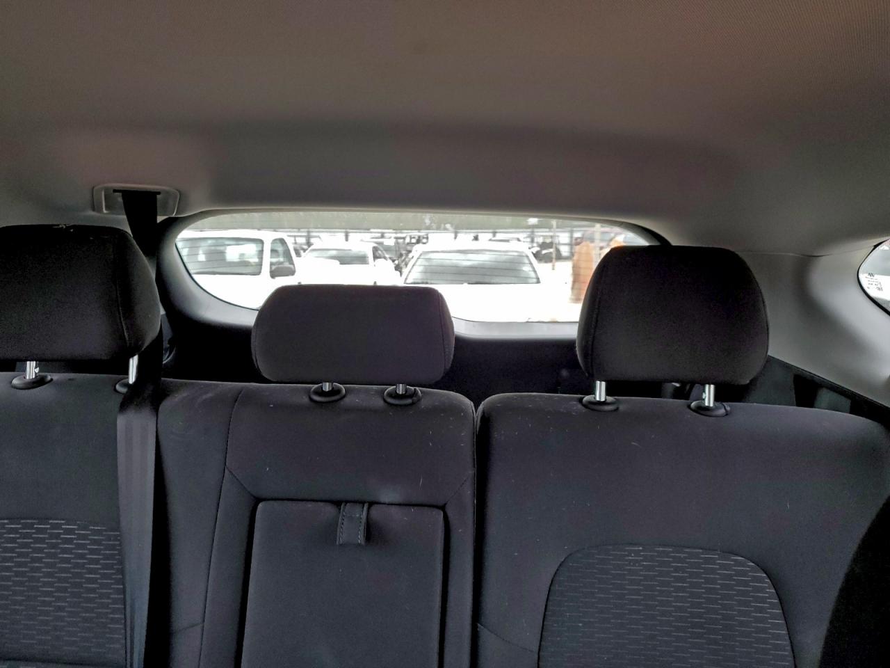 Hyundai TUCSON Limited Image 10