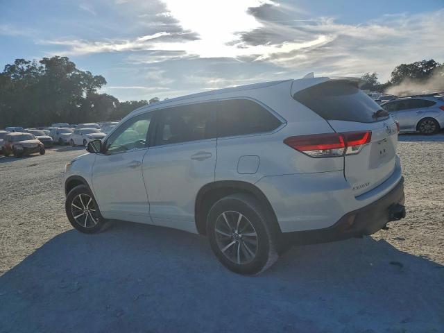 Toyota Highlander Se Image 2